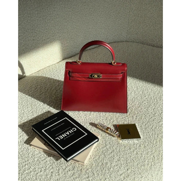 Sienna | Full-Grain Leather Trapeze Bag