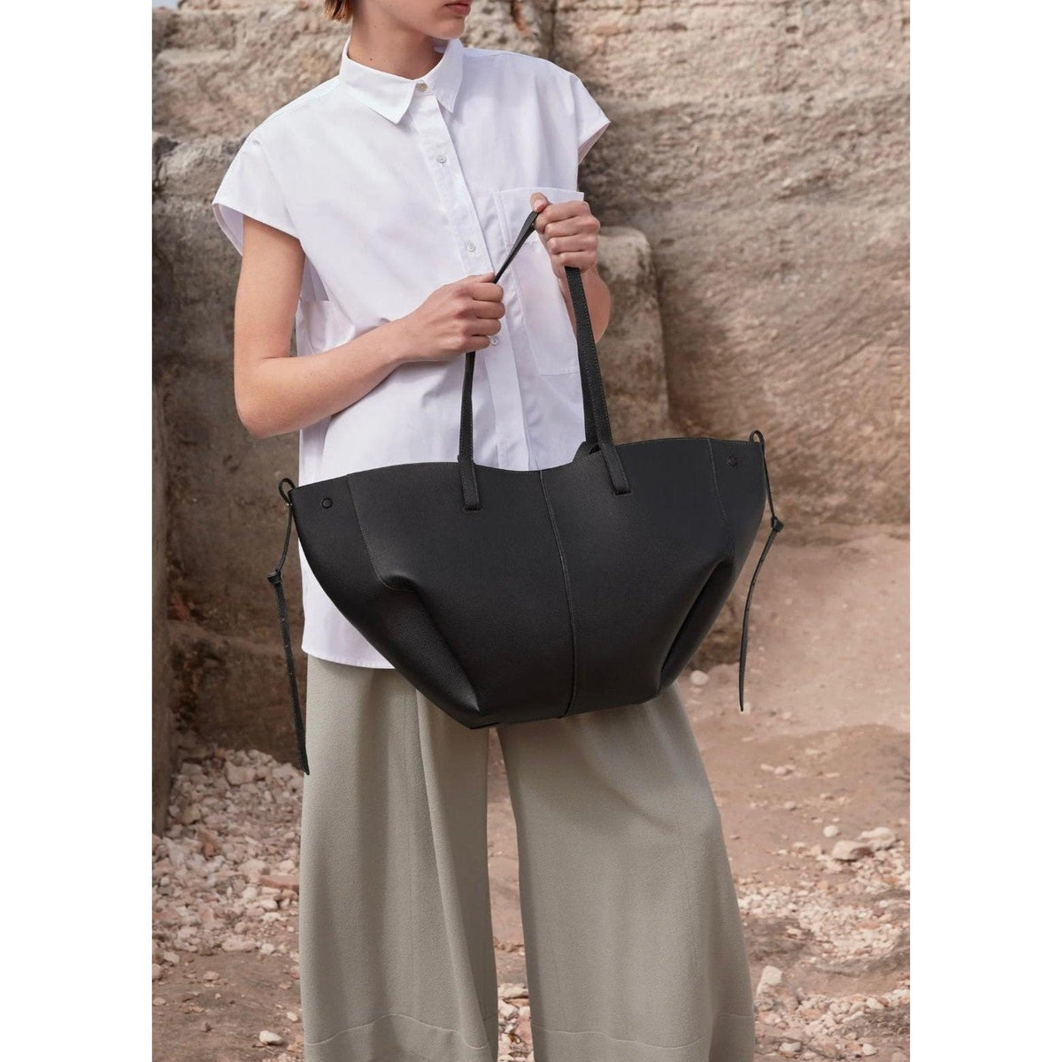 Ambrelle | Leather Tote Bag