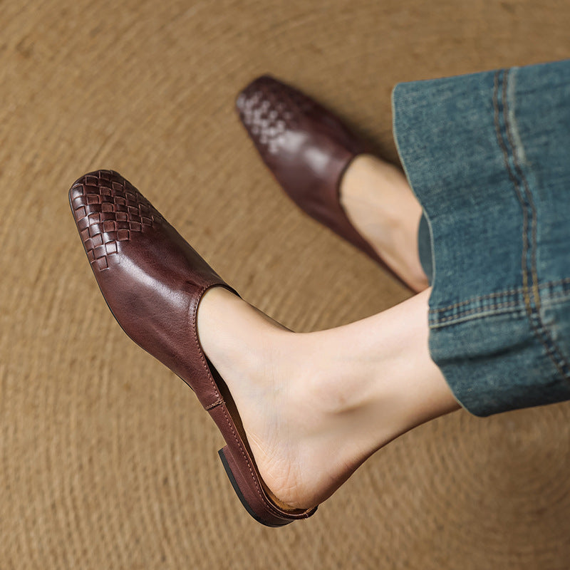 Birgitte | Mules in vera pelle con punta sfilata