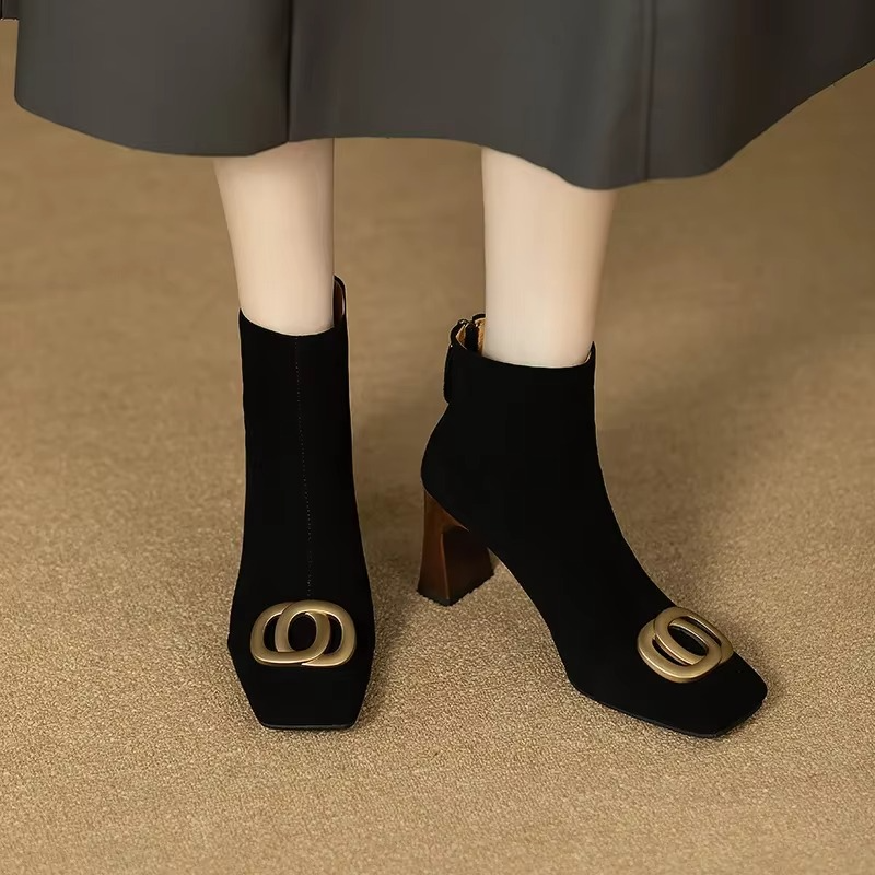 Odette | Velvet Ankle Boots