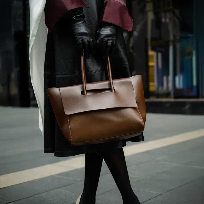Gabriella | Retro Tote Bag