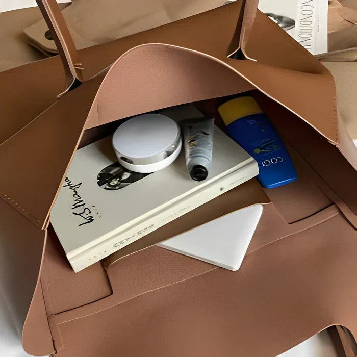Gabriella | Retro Tote Bag