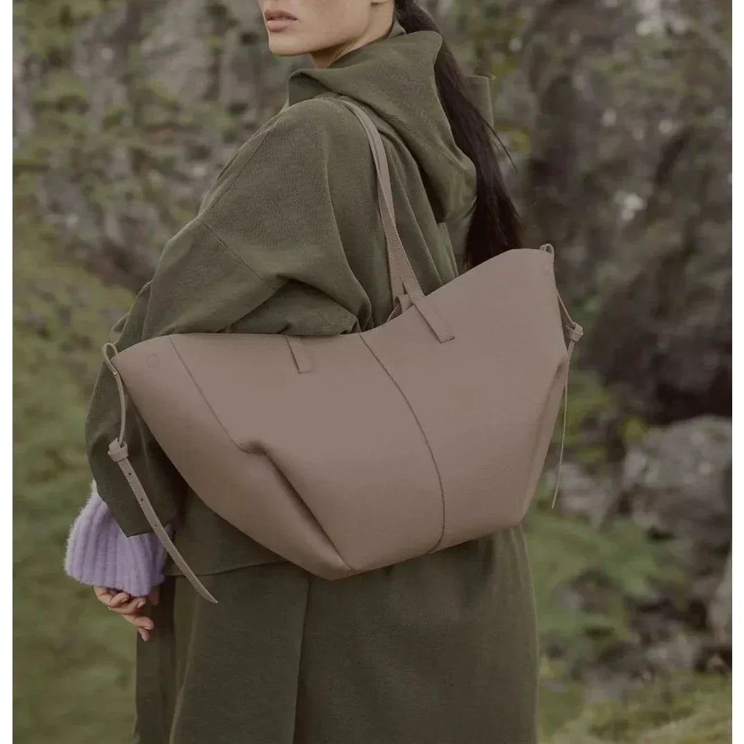 Ambrelle | Leather Tote Bag