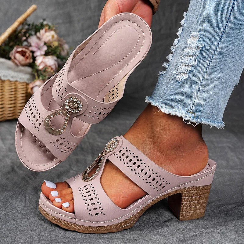 Faiith | Chic and Comfortable Orthopaedic Sandals