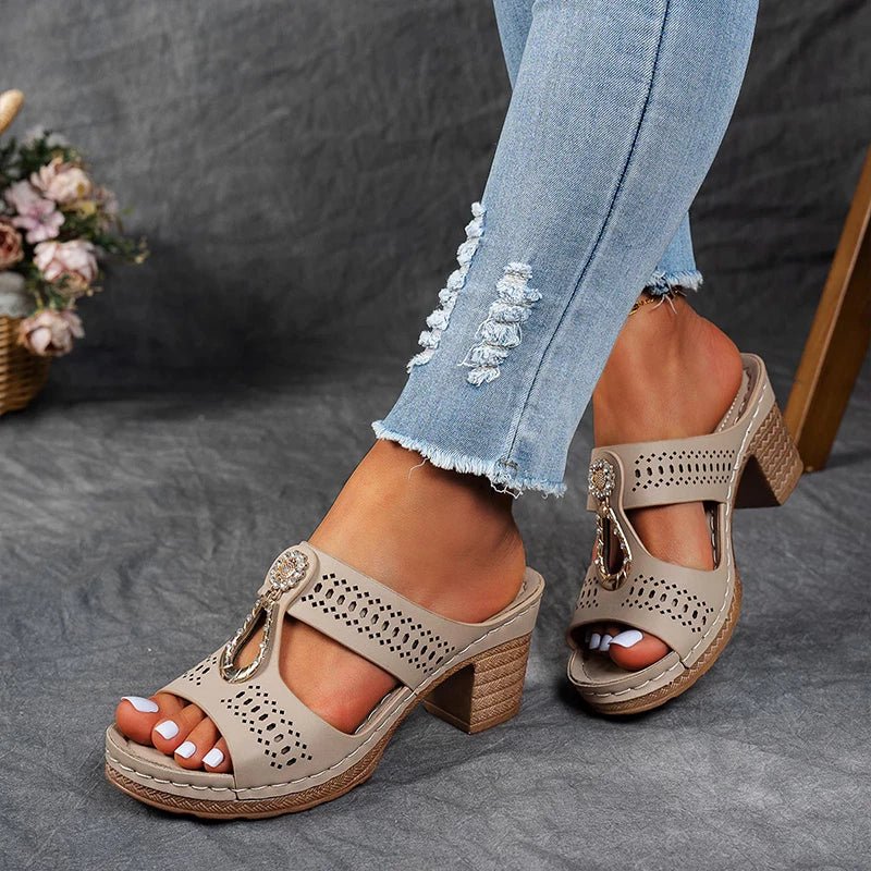 Faiith | Chic and Comfortable Orthopaedic Sandals