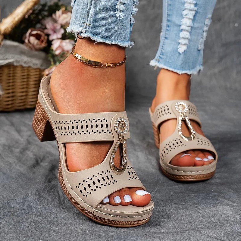 Faiith | Chic and Comfortable Orthopaedic Sandals